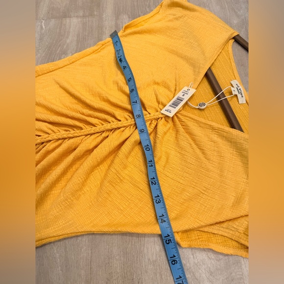 NWT Max Studio London Center Shirred Short Sleeve Shirt - Picture 7 of 7